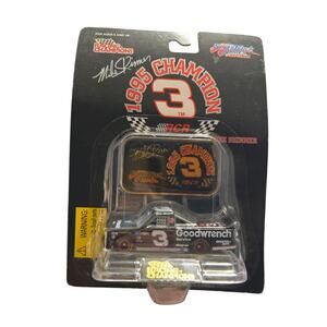 Mike Skinner #3 GM Goodwrench 1995 Champion SuperTruck Diecast and Emblem